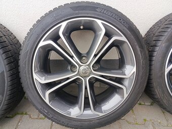 KOMPLETNÍ ZIMNÍ KOLA OPEL CORSA OPC 215/45 R1 - 6