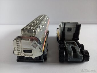 MATCHBOX CONVOY - SCANIA T142 PETROL TANKER SHELL-POZRI FOTO - 6