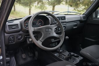 Lada Niva Urban, Black edition - 6