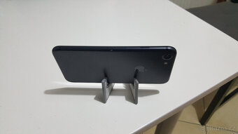 Prodám Iphone 7 - 6