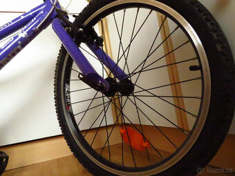 Prodám fialové dětské kolo SUPERIOR PAINT 20 (4 - 9 let) - 6