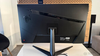 Monitor 31.5" MSI G321Q - 6