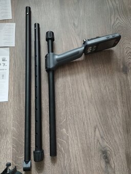 Detektor kovů Minelab Equinox 800, dohledávačka a bag - 6