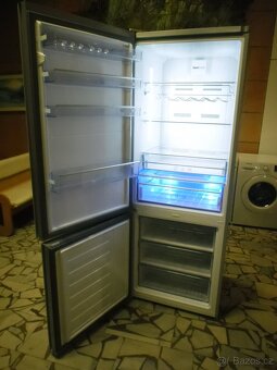 Lednice Beko CNE520EE0ZGW, 190x70 cm, A+++ - 6