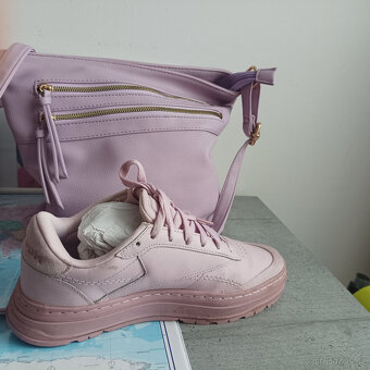 Dámské Reebok Club C Double Geo 39 - 6