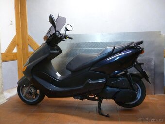 Yamaha Majesty 125. rok 2003. Najeto 31611km. - 6