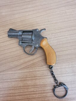 Přívěsek ke klíčům - 6