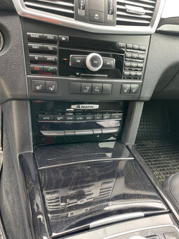 Mercedes-Benz E-Klasse W212/S212 350 CDI 4Matic,super stav - 6