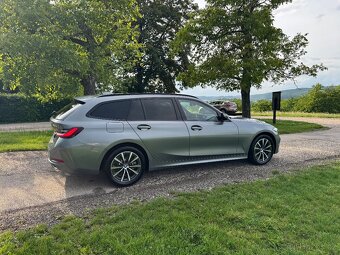 BMW 330e G21 Touring/215 kW/odp. DPH/r. 2024/nové - 18 km - 6