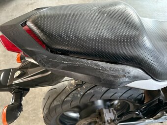 Yamaha XJ6 - 6