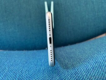 Apple iPhone SE (2020) 64Gb White - 6
