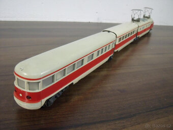 MÄRKLIN ST 800 rychlíkový vlak třívozový červenobéžový origi - 6