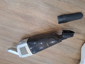 aku tyčový vysavač BRAVO - 6