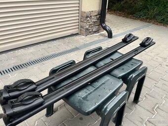 Thule windbar příčníky na střechu - černé provedení 135 cm - 6