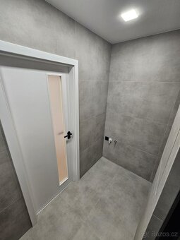 Pronájem bytu 1+1 v ulici U Zámeckého parku 2004 v Litvínově - 6