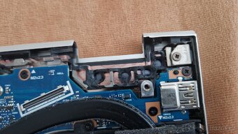 HP ProBook x360 435 G7 na náhradní díly - 6