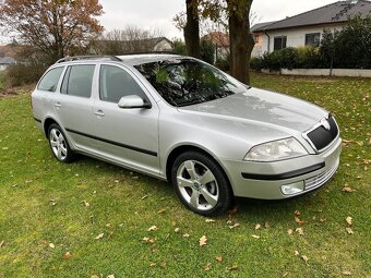 Škoda Octavia 2.0 TDI Elegance - 6