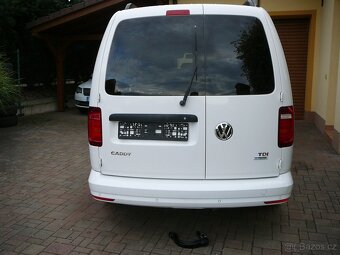 VW CADDY MAXI 2.0 TDI 110KW 7MÍST TAŽNÉ SERVIS - 6