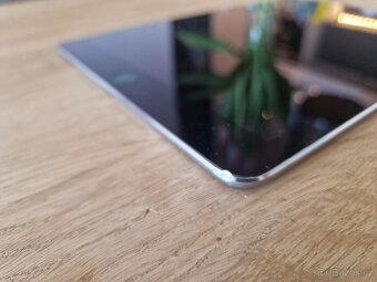 Apple iPad Air 2 16GB - 6