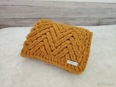 Pletená dětská deka hořčicová - 6