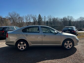 Škoda Octavia 2,0 TDi 103kW Elegance r.v. 2012 - 6
