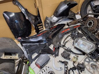 Suzuki GSX 600 F Katana díly gsx600f gsx600 - 6