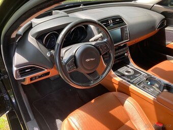 Jaguar XE 2.0d 132kW - 6