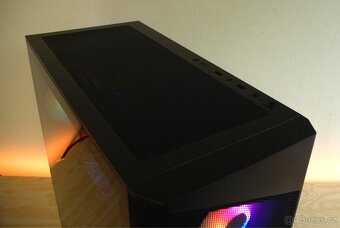 HERNÍ PC - Ryzen 5 5600, RTX 5050 8GB, 32GB RAM, SSD 1TB - 6