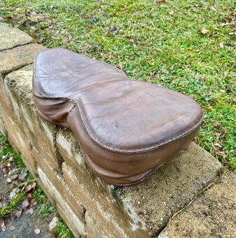 Jawa CZ kyvacka - sedlo kytara - 6