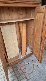 Starožitná masivní dřevěná selská šatní skříň venkov chalupa - 6