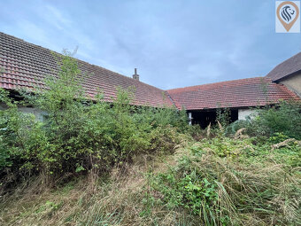 Prodej 2/3 podílu rodinného domu s pozemky v malebné obci Út - 6