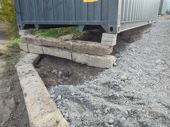Pražce betonové na stavbu parkoviště tereasy pod kontejner - 6