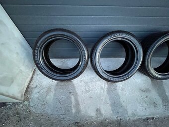 235/50/18 235 50 R18 - 6