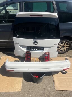 Vw Caddy Maxi 3 Face 2017 LB9A zadní víko, vrata, dveře - 6