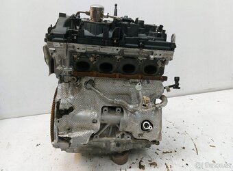 BMW G20 330i Sedan 2018 motor 2.0i benzín b48b20a - 6