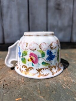 Starožitný porcelánový hrnek, luční květy, hrozno. - 6