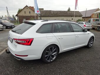 SUPERB COMBI III Sport Line 2,0 TSI 206kW DSG 4x4- 92.000 km - 6