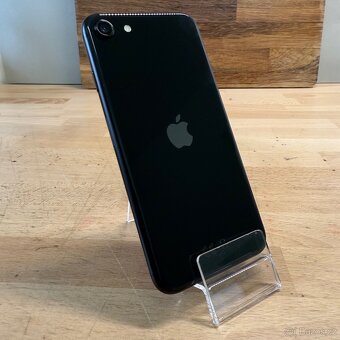 iPhone SE 2020 64GB, černý (12 měsíců záruka) - 6