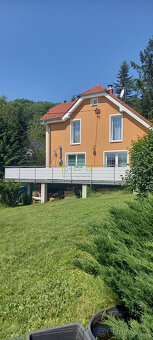Prodej rodinného domu se zahradou 4.300 m2 a třemi rekreační - 6