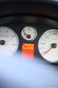 Peugeot 407 SW 2.2i - 6