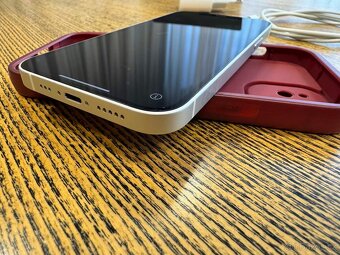 iPhone 12 64 GB bílá - 6