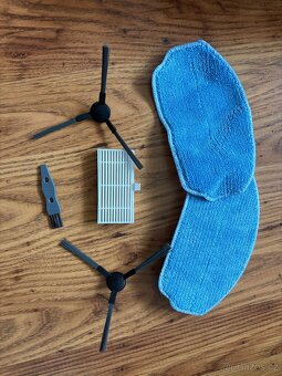 Robotický vysavač ETA Rover - 6