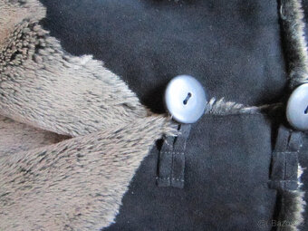 Kabát / kožich z umělé kožešiny, vel. M/L, délka 102 cm - 6