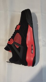 Air Jordan 4 Retro Red Thunder EU 41,5 - 6