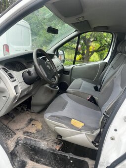 Opel vivaro 1.9cdti - 6