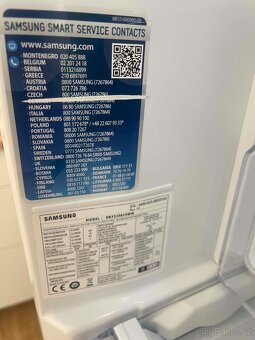 Samsung RB33J3015WW - 6