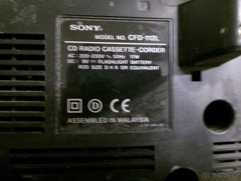 Sony CFD-112L. - 6
