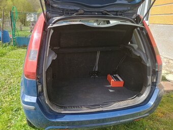 Ford Fusion,1,4i,59kw,rok 2003 - 6