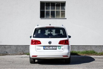 Volkswagen Touran 1.6 TDI DSG - 6