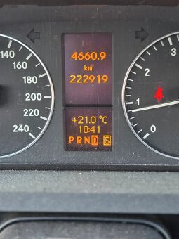 Mercedes-Benz Třídy A, 1.5i AUTOMAT - 6